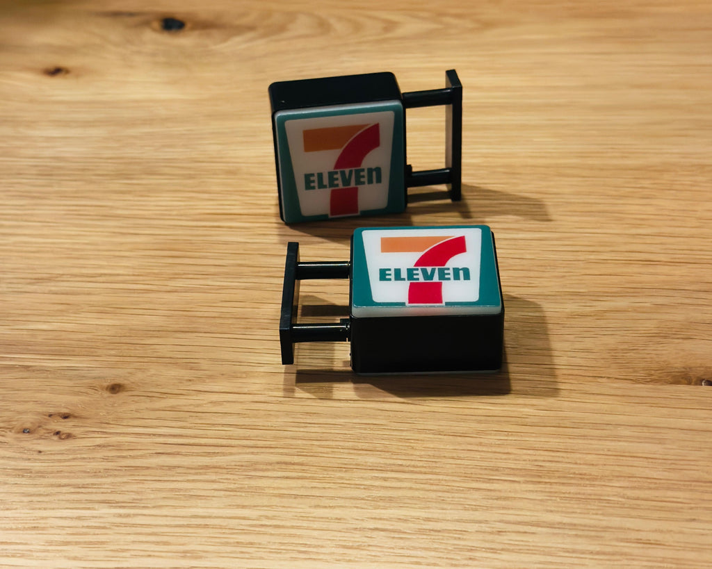 7-Eleven LED Koelkast Magneet - Retro Miniatuur Winkel - Iconisch Azië Souvenir - Lichtgevend Decor - Grappig Cadeau